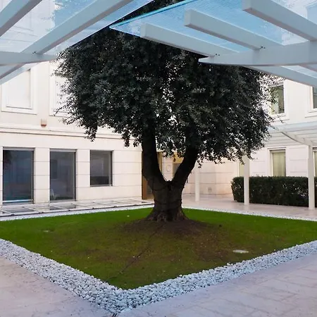 Stylish Mini In The Heart Of Milano Apartment Room photo